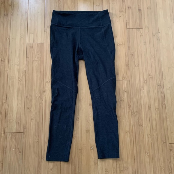 Outdoor Voices 7/8 Warmup Leggings - Picture 3 of 5